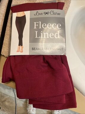 Love & Charm Fleece-Lined Seamless Leggings - Burgundy